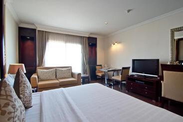 هتل Lk Residence