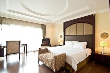 هتل Lk Residence