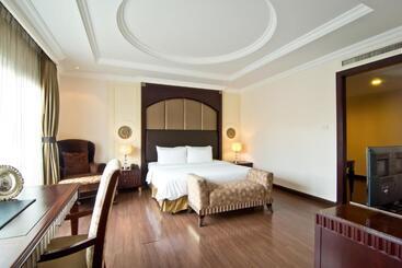 هتل Lk Residence