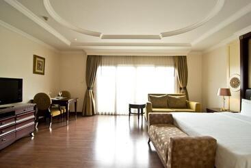 هتل Lk Residence