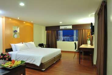 Mayflower Grande Hotel Chiang Mai