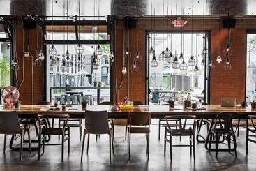 هتل Moxy Phoenix Tempe/asu Area