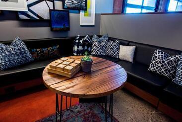 هتل Moxy Phoenix Tempe/asu Area