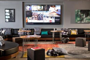 هتل Moxy Phoenix Tempe/asu Area