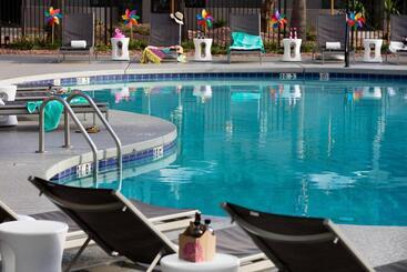 هتل Moxy Phoenix Tempe/asu Area