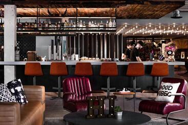 هتل Moxy Phoenix Tempe/asu Area