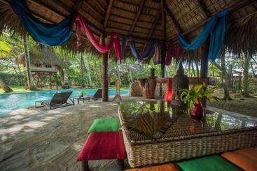 Natura Cabana Boutique Hotel & Spa By Mint