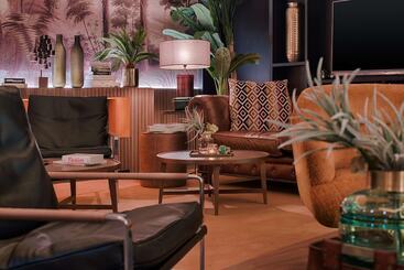 Otel NH Lyon Airport