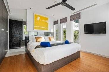 هتل Panorama Samui Residences