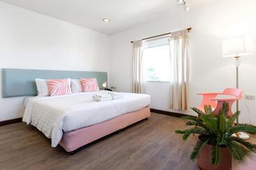 Parasol Inn Chiang Mai Old City Hotel   Sha Plus