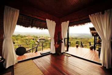هتل Phunacome Resort