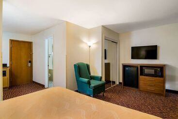 هتل Quality Inn