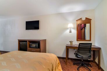 هتل Quality Inn
