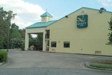 هتل Quality Inn