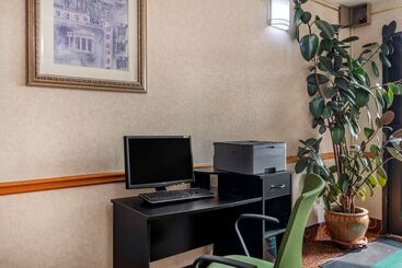 هتل Quality Inn