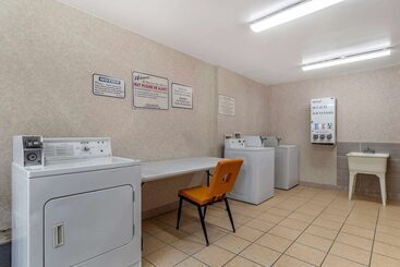 هتل Quality Inn