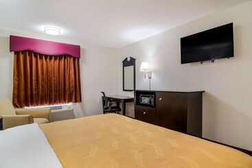 هتل Quality Inn