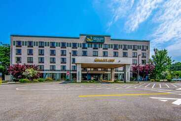 Hotel Quality Inn