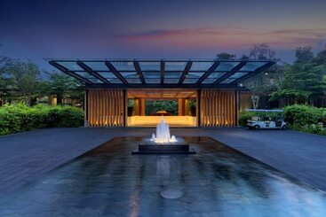 هتل Renaissance Phuket Resort & Spa