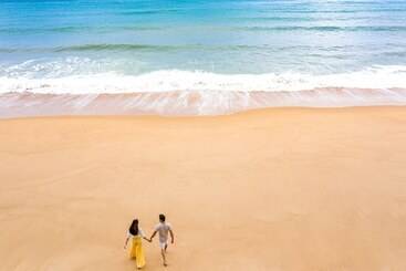 هتل Renaissance Phuket Resort & Spa