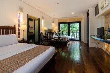 هتل Sea Wind Resort