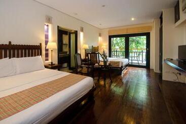 هتل Sea Wind Resort