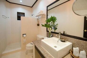 هتل Sea Wind Resort