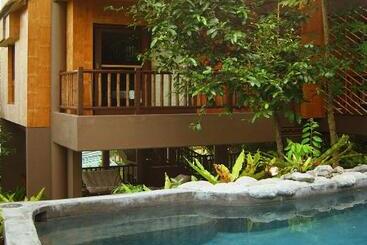 هتل Sea Wind Resort