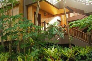 هتل Sea Wind Resort