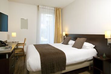 هتل Séjours & Affaires Caen Le Clos Beaumois