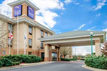 هتل Spark By Hilton Montgomery Eastchase