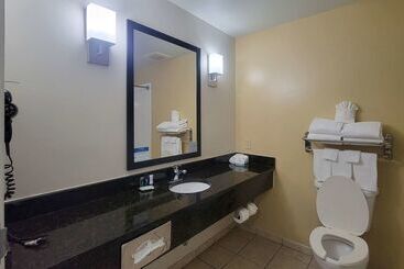هتل Sleep Inn & Suites Panama City Beach East