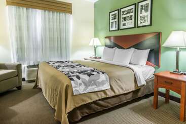 هتل Sleep Inn & Suites University Shands