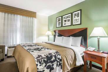 هتل Sleep Inn & Suites University Shands