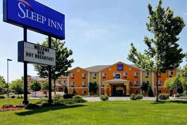 هتل Sleep Inn South Bend Airport
