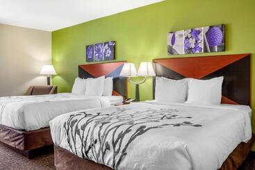 هتل Sleep Inn & Suites Airport