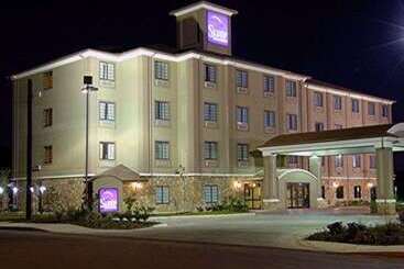 هتل Sleep Inn & Suites At Six Flags