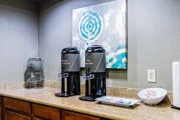 هتل Staybridge Suites Laredo, An Ihg
