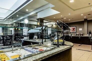 هتل Staybridge Suites Laredo, An Ihg