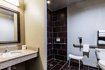 هتل Staybridge Suites Laredo, An Ihg