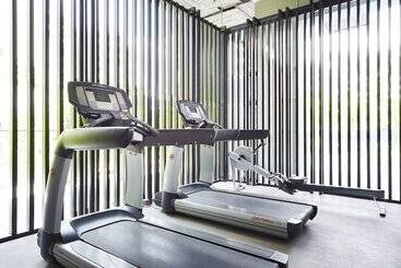 هتل Studio M