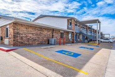 Surestay Hotel By Best Western Oklahoma City West