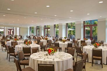 هتل The Westin Riverfront Resort & Spa, Avon, Vail Valley