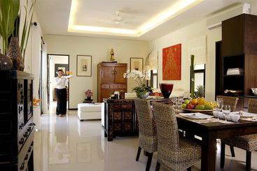 酒店 Two Villas Holiday Oriental Style Nai Harn Beach