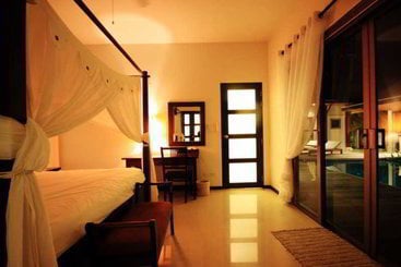 酒店 Two Villas Holiday Oriental Style Nai Harn Beach