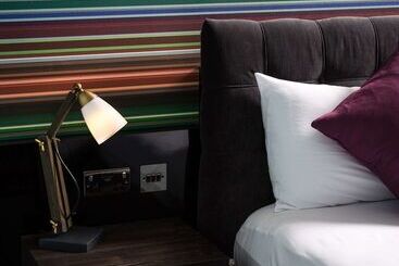 Village Hotel Leeds South