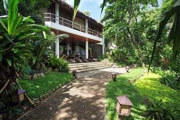 Mandala Spa & Resort Villas