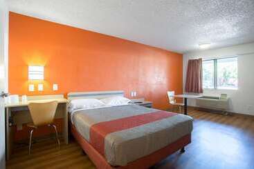 Motel 6 Kingman, Az  Route 66 West
