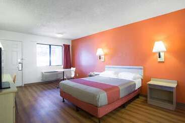 Motel 6 Kingman, Az  Route 66 West