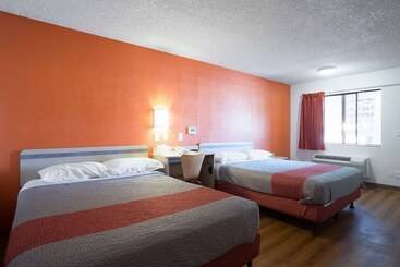 Motel 6 Kingman, Az  Route 66 West